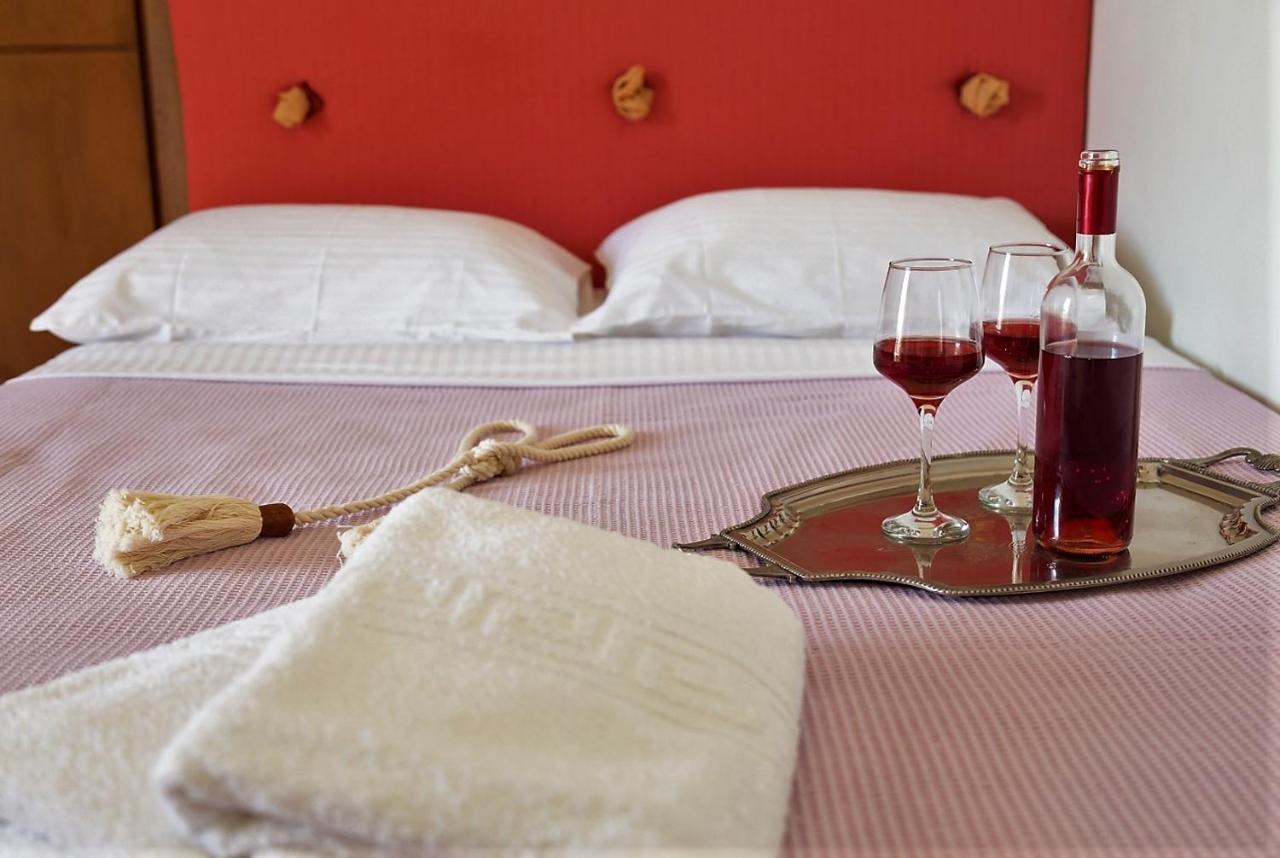 แองเจลีนา โฮม Bed & Breakfast ปาไลยาโฟไกยา ภายนอก รูปภาพ