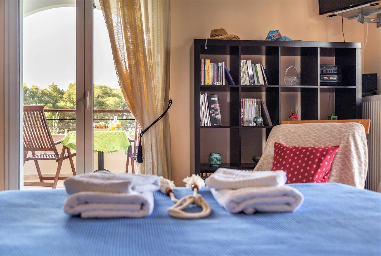 แองเจลีนา โฮม Bed & Breakfast ปาไลยาโฟไกยา ภายนอก รูปภาพ